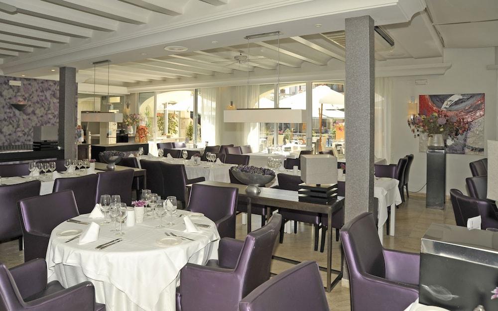 Van Der Valk Hotel Barcarola サン・フェリウ・ダ・ギショルス エクステリア 写真