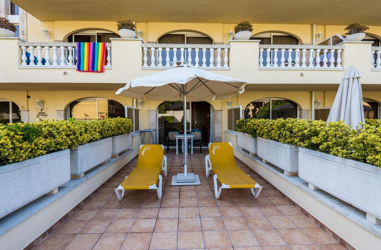 Van Der Valk Hotel Barcarola サン・フェリウ・ダ・ギショルス エクステリア 写真